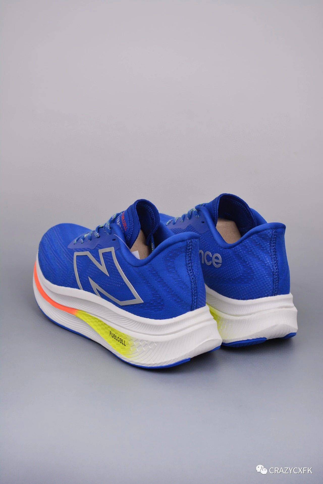 new balance fuelcell sc trainer v2 马拉松全掌碳板竞速训练跑鞋