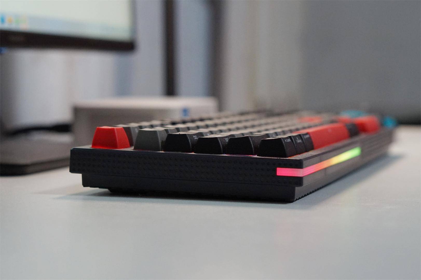 国产没有好键盘?深入使用KEMOVE K98后，我说说感受