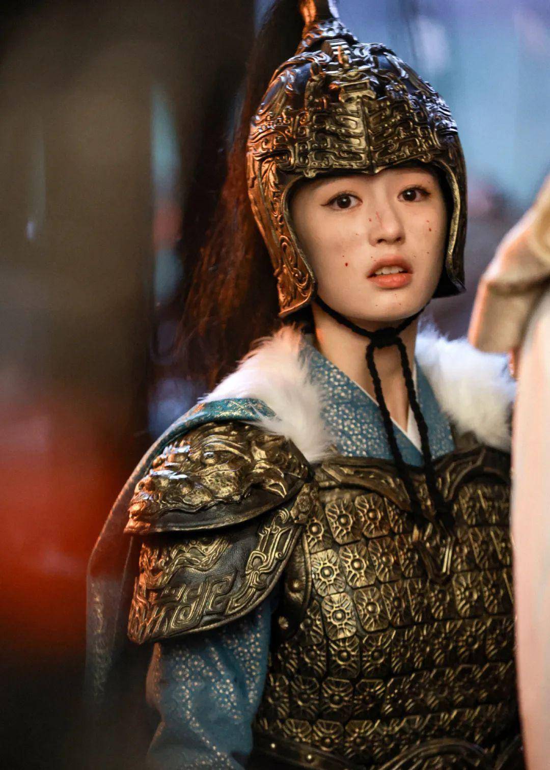 新晋小花艳压,赵丽颖白鹿要出局了?丨转自美美娱乐_电影_服装_娃娃