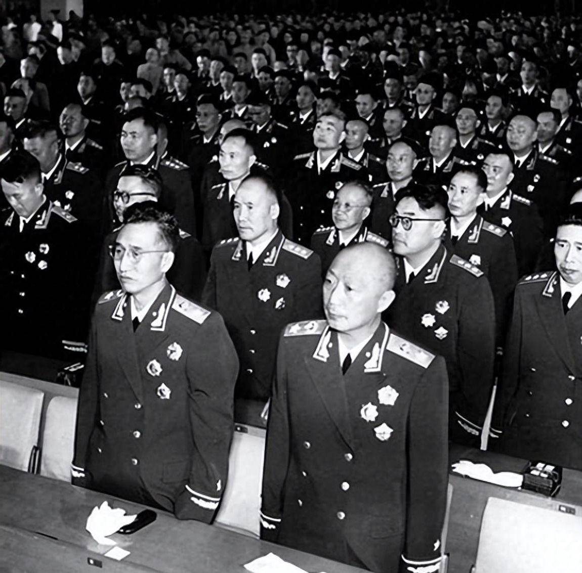 徐立清凭"三个之最",理应超级赞_授衔_上将_兵团