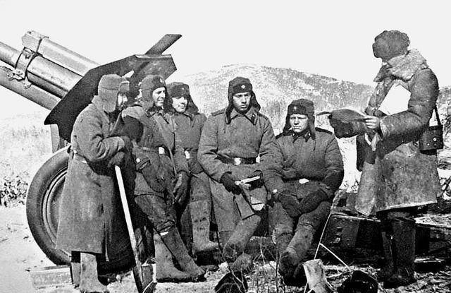 珍宝岛保卫战:最后用身体阻挡苏军装甲车去路的战士,令人钦佩!