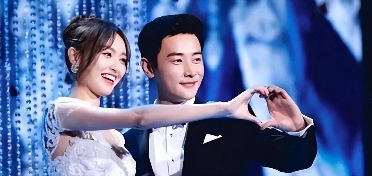 尽管唐嫣和罗晋的工作室尚未正面回应婚期传闻,但粉丝们已经迫不及待