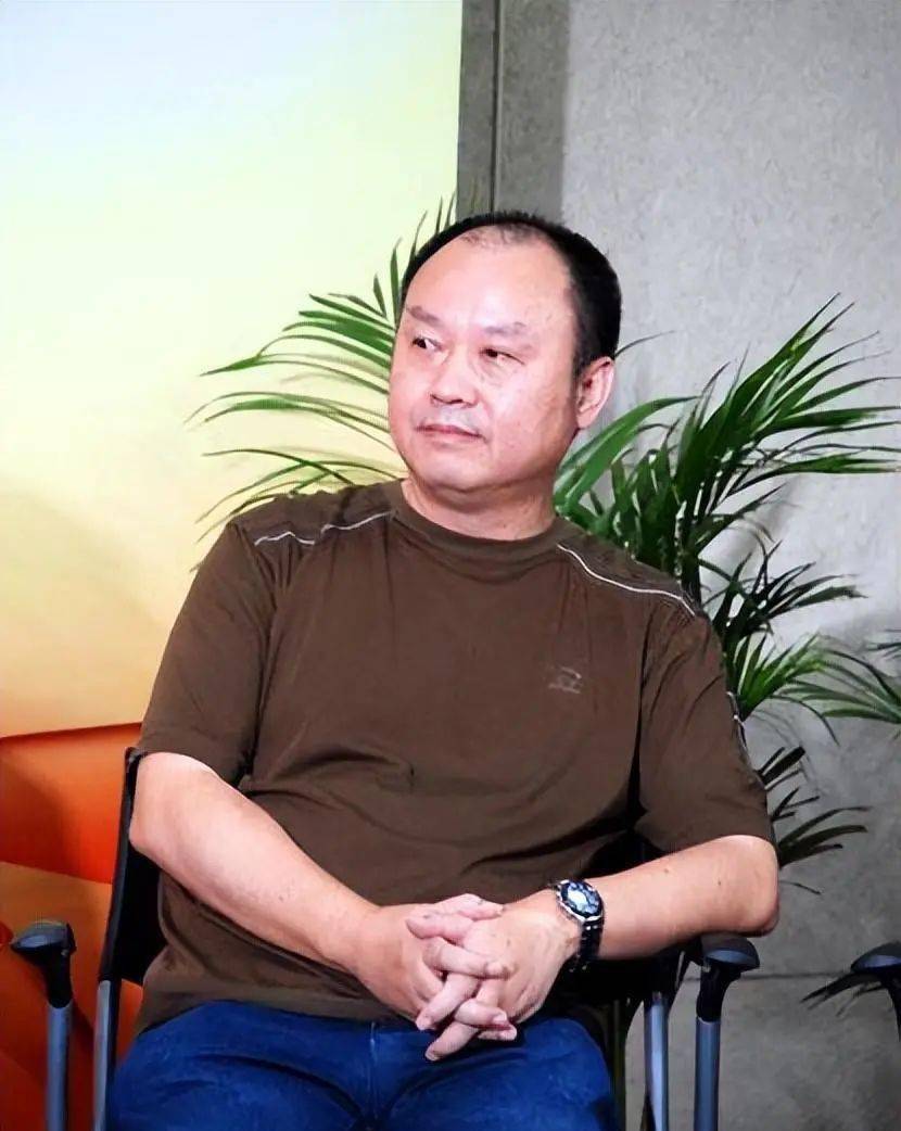 程浩:回忆"洋姑娘"艰难的诞生过程如今32年过去了,程浩导演和八位主演