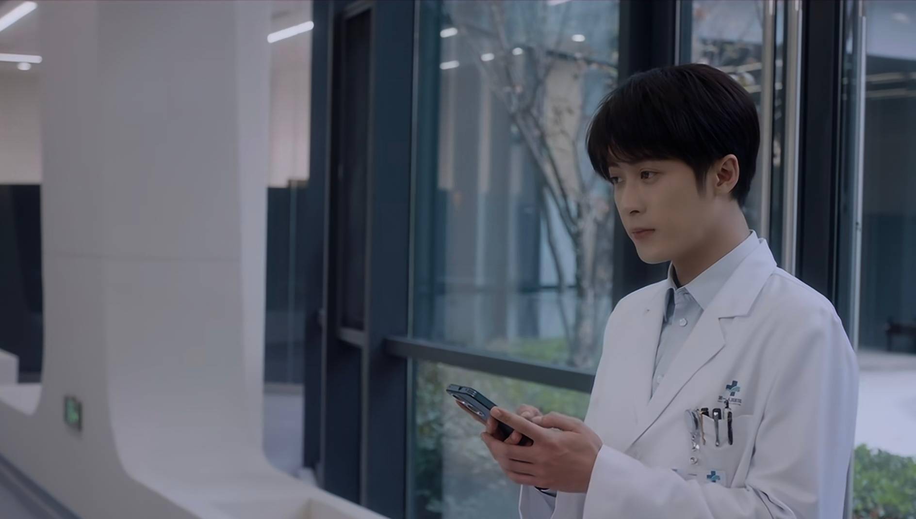 檀健次《很想很想你》差评一片,观众差评理由出奇一致_莫倾城_顾声和