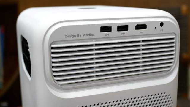 更好看,更好听的万播M1 Pro投影仪来了,年轻人们冲吧!