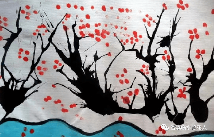 掌握好吹气的力度,可以通过调整吹管与纸面的距离来控制;2.