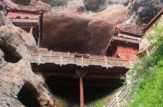 中国最特别的寺庙，一个柱子支撑上千年，建设时一颗铁钉都没用(图2)