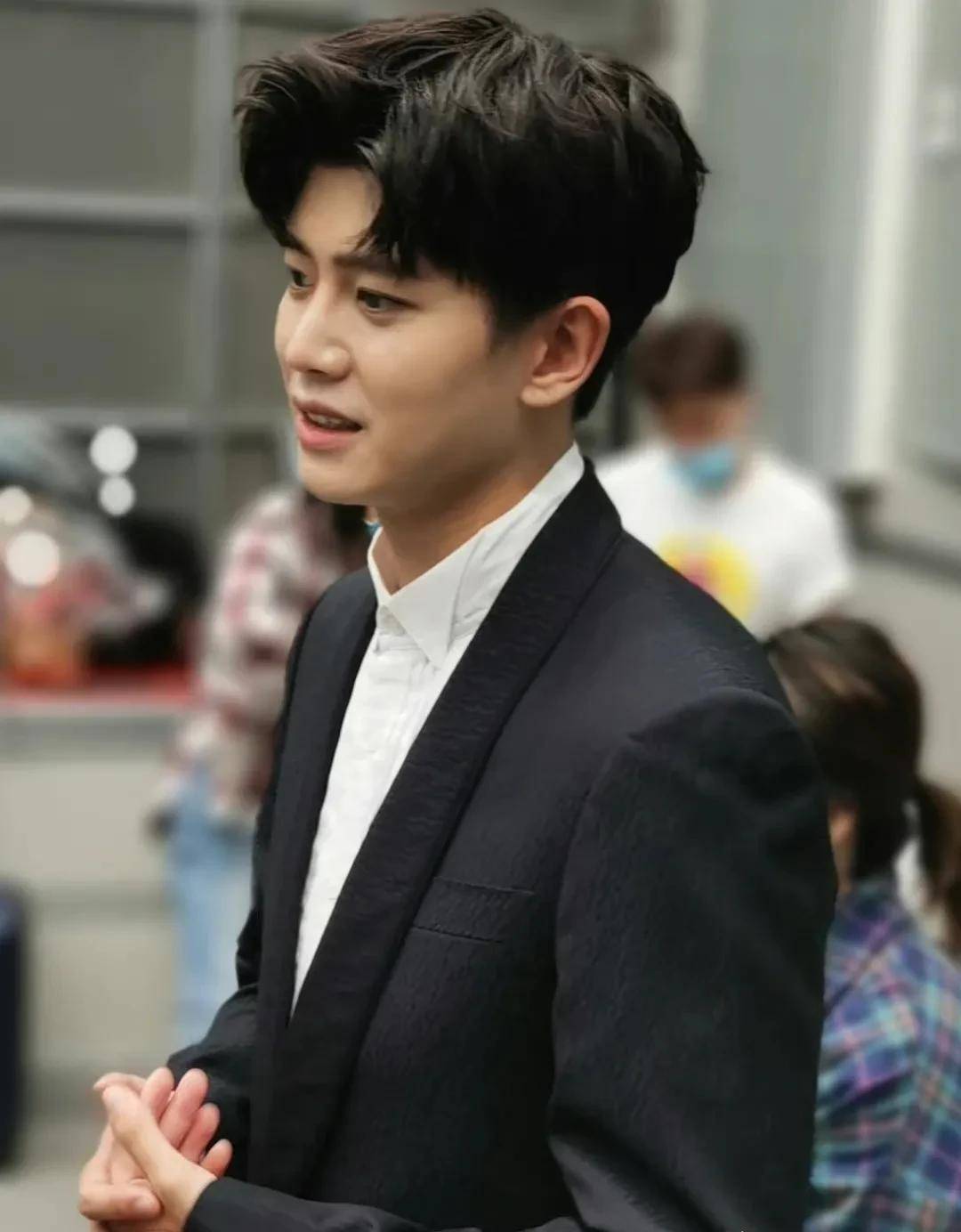 肖战任嘉伦皮肤最好,李现状态最佳_张生图_感觉_龚俊