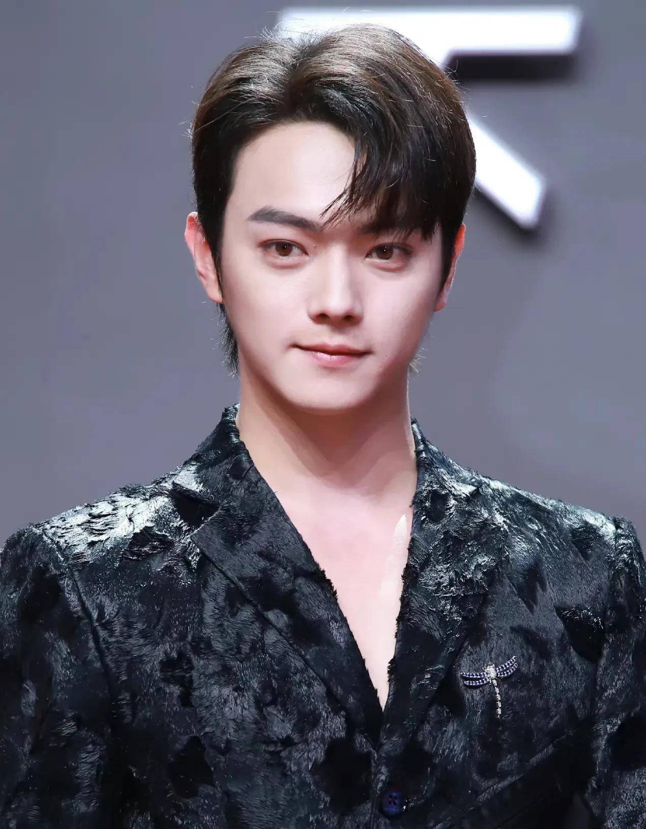 肖战任嘉伦皮肤最好,李现状态最佳_张生图_感觉_龚俊