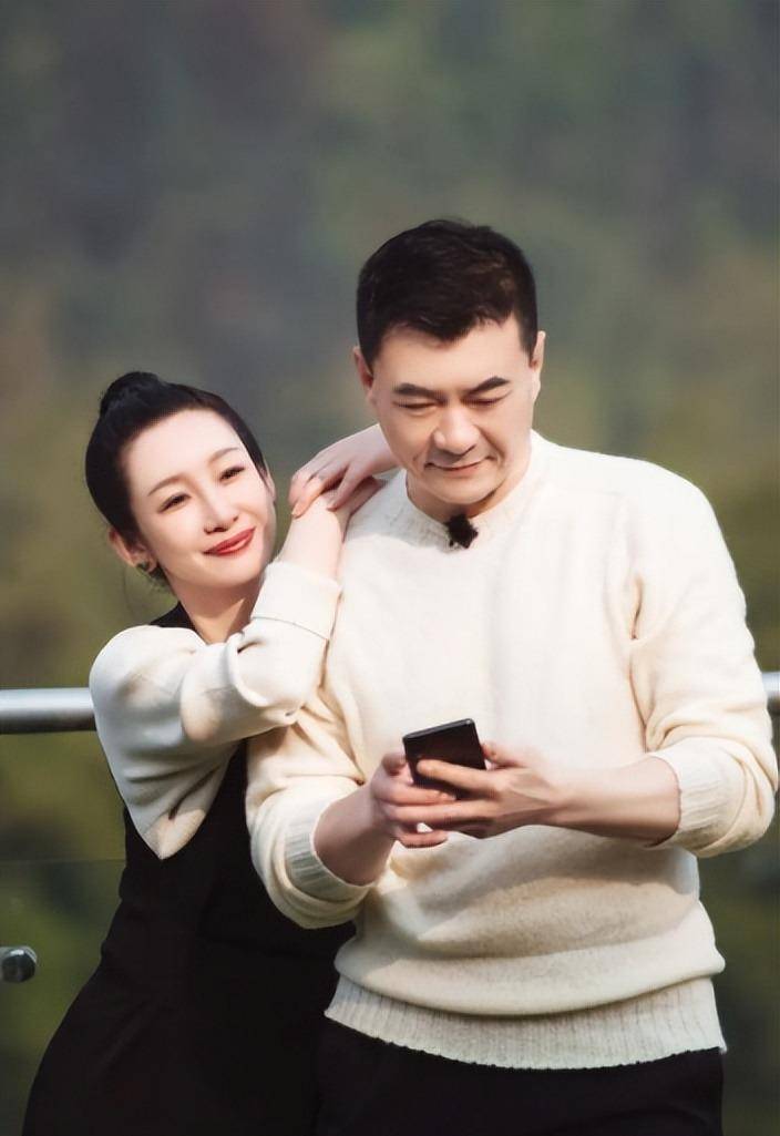 演员秦海璐:孕期一个人撑起一个家,让丧夫丧子的婆婆老有所依_李厚霖