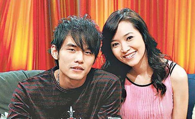 昆凌:4年赔了8个亿,屡次碰瓷侯佩岑,她凭什么得到周杰伦宠爱?