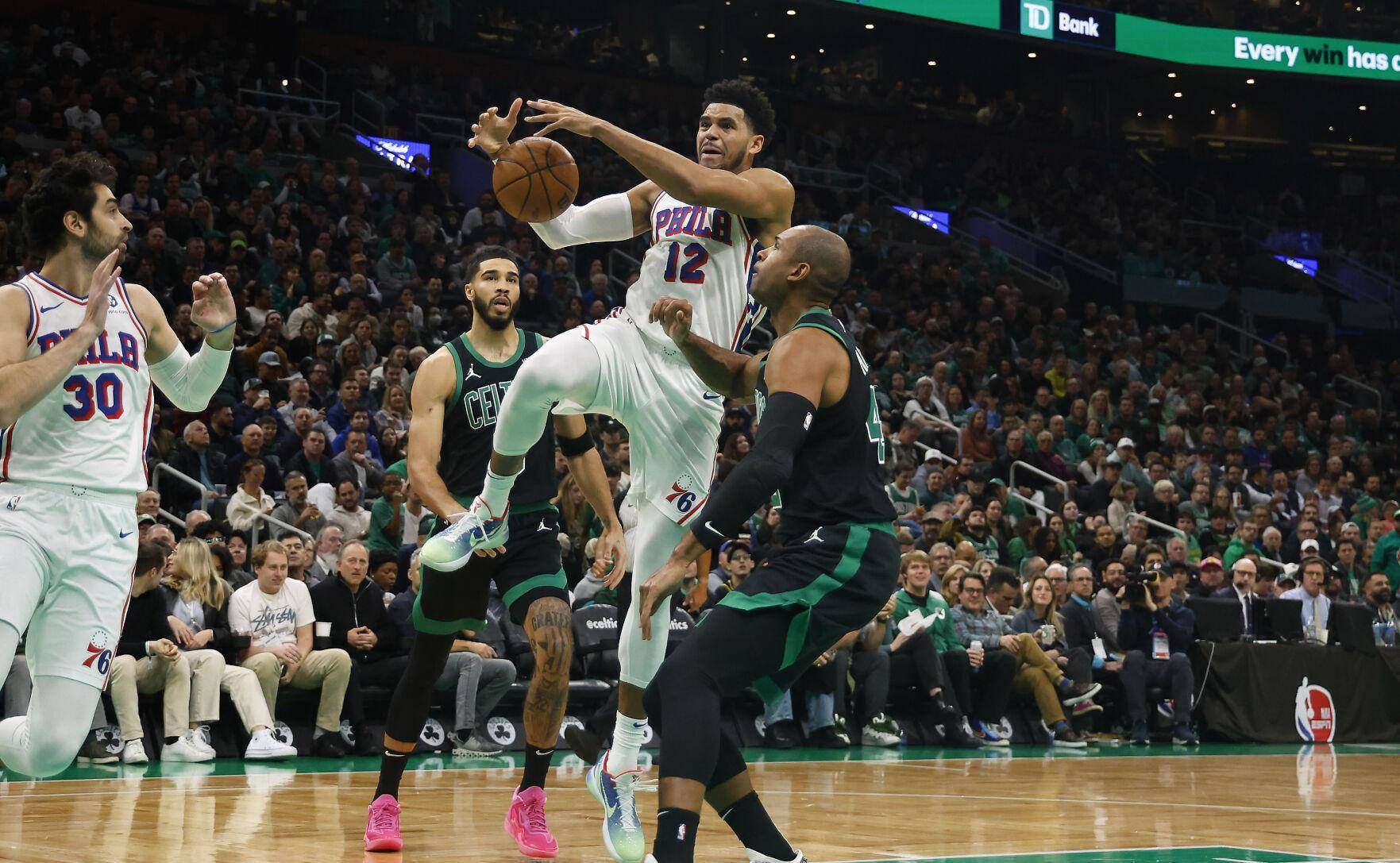 nba常规赛:绿军胜76人主场9连胜 塔图姆21分遭驱逐贝弗利26分_怀特