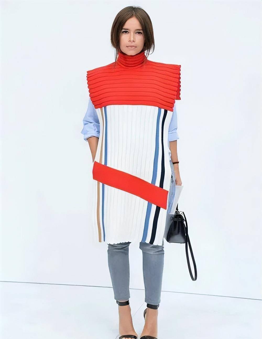 着装风格还可以,不小气.着装强调多样性,个性和追随潮流.