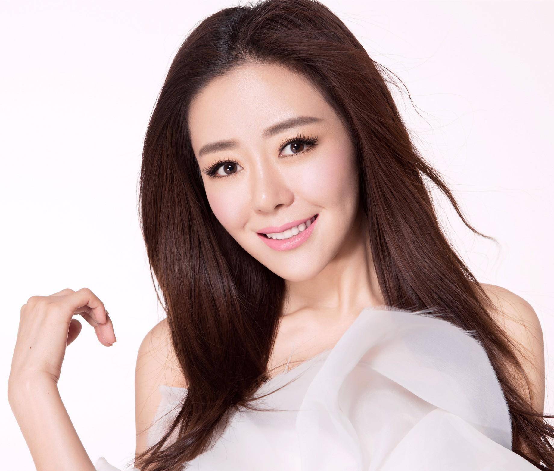 《超级女声》6位冠军现状:多人已无人问津,有人落魄到开出租车_安又琪