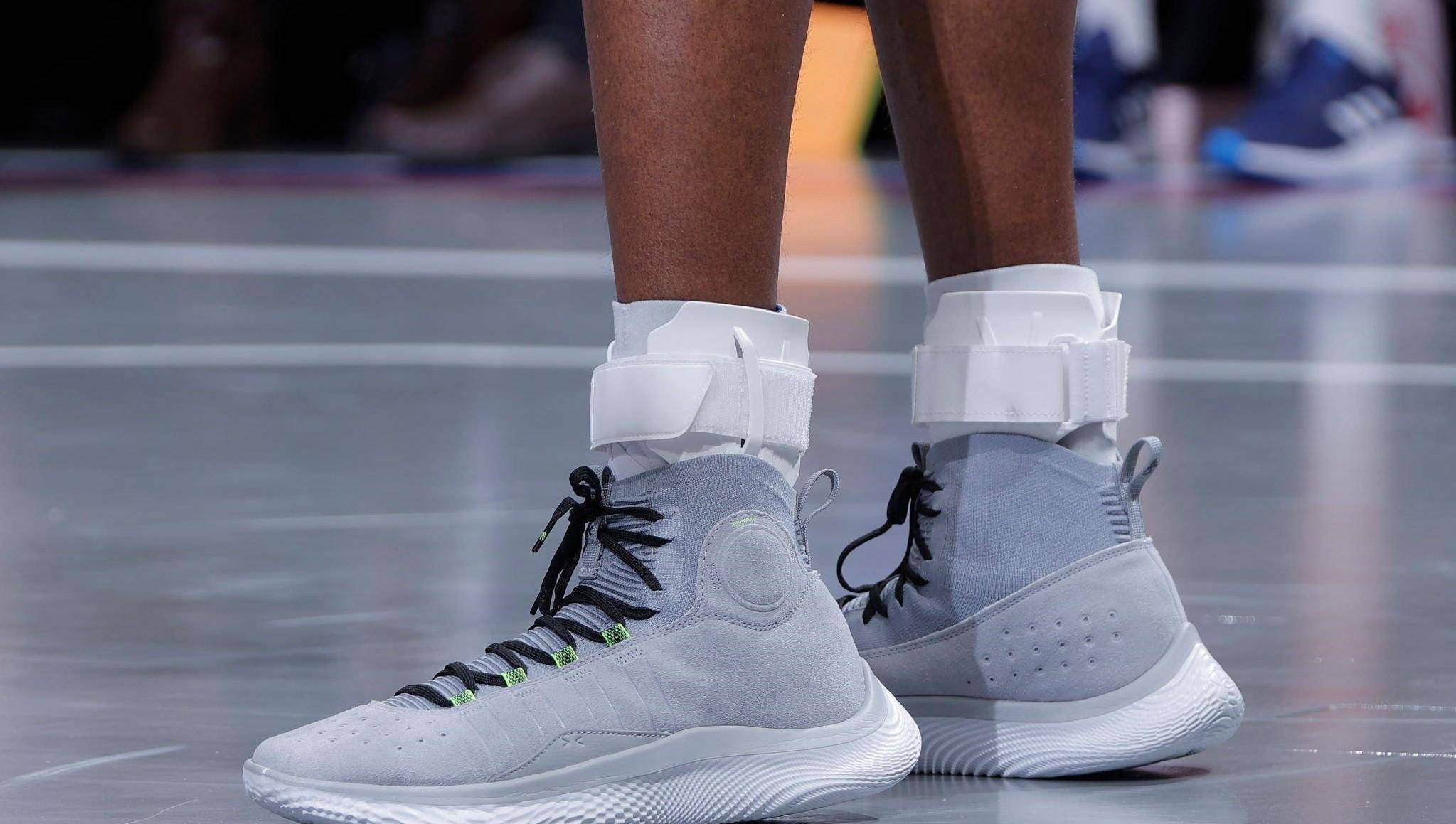 每日nba球星上脚球鞋11月30日_洛杉矶湖人队_比赛_nike