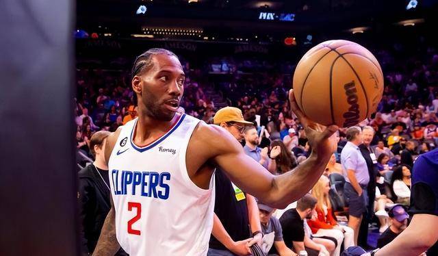 为合同拼了,伦纳德赛季全勤,快船战绩是个意外,真不该要哈登_比赛