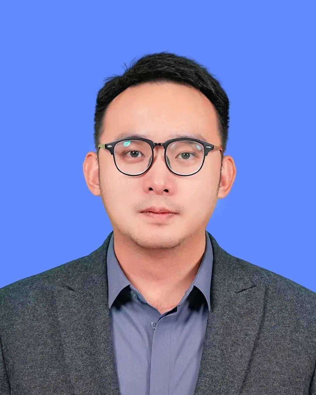 酒业事业部代总经理 陈磊负责集团酒业事业部整体运维管理及酒业体系
