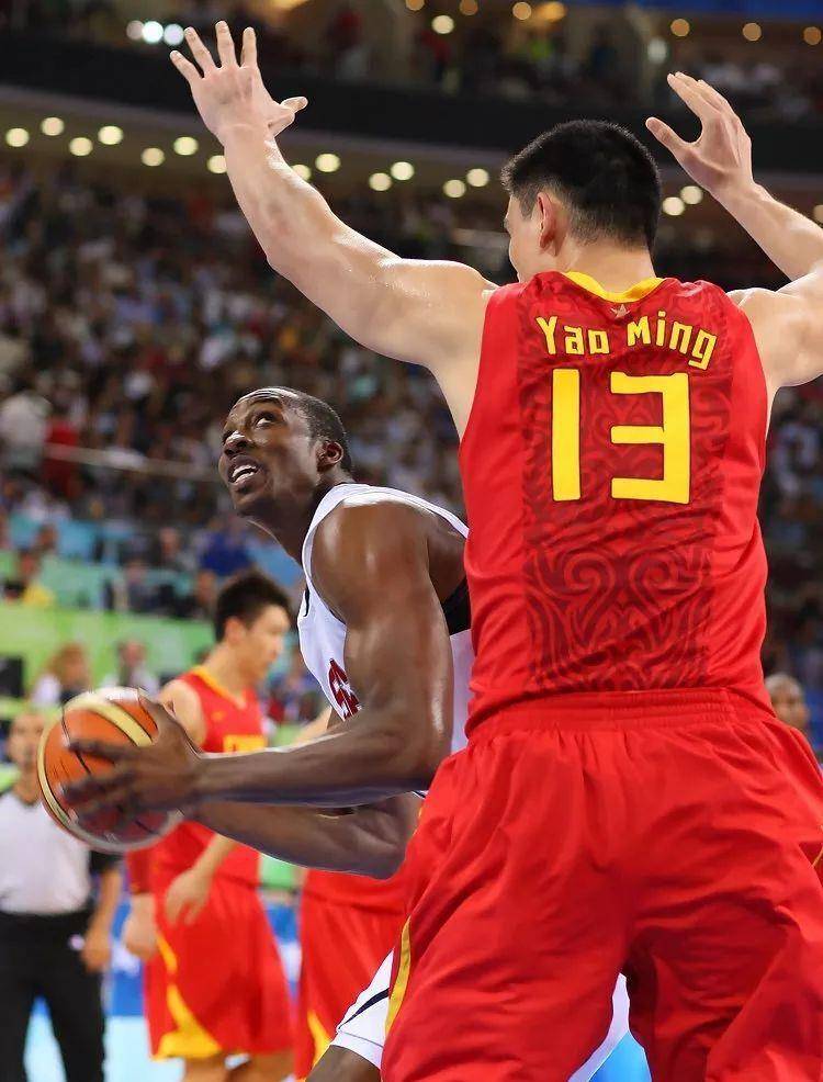 还会关注此人对联盟的贡献,姚明帮助nba