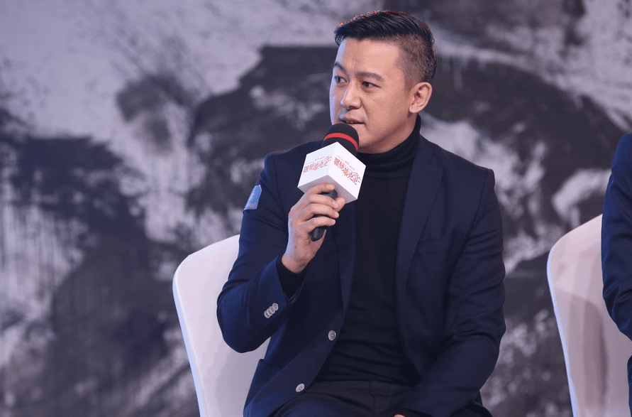 他是贾静雯旧爱,葛优外甥,一夜成名变膨胀,沉寂20年终再次翻红_吕行