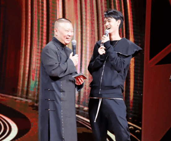 孟子义被爆与秦霄贤同居,姐姐曾对男友提出这三点要求!