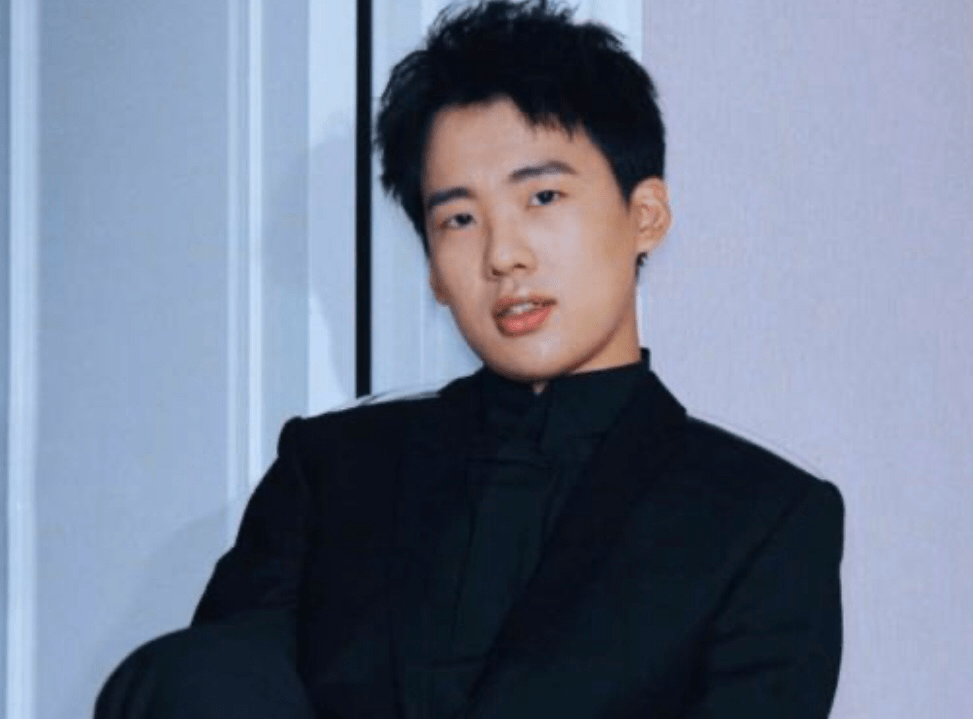 郭麒麟再传绯闻,主角换人!怒怼媒体违法,马上奔三,不急结婚?