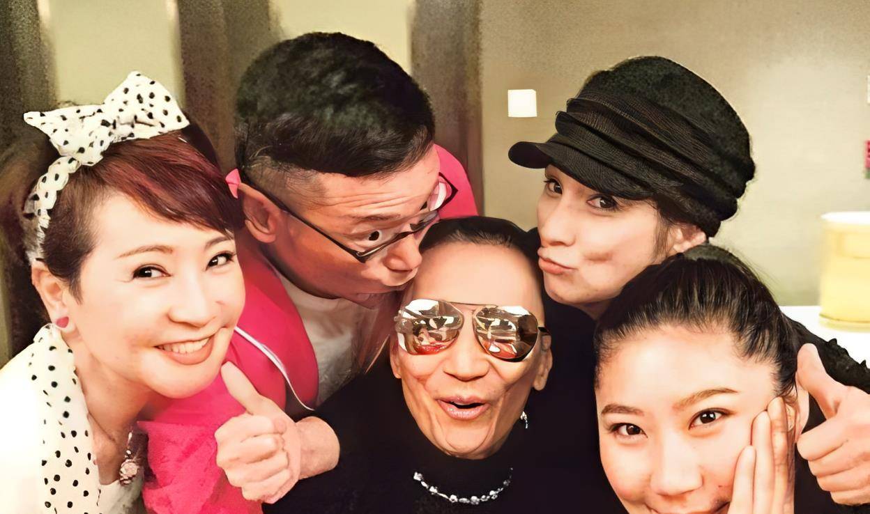 用12年的青春,换来2000万的分手费,离开谢贤的coco过的还好吗?