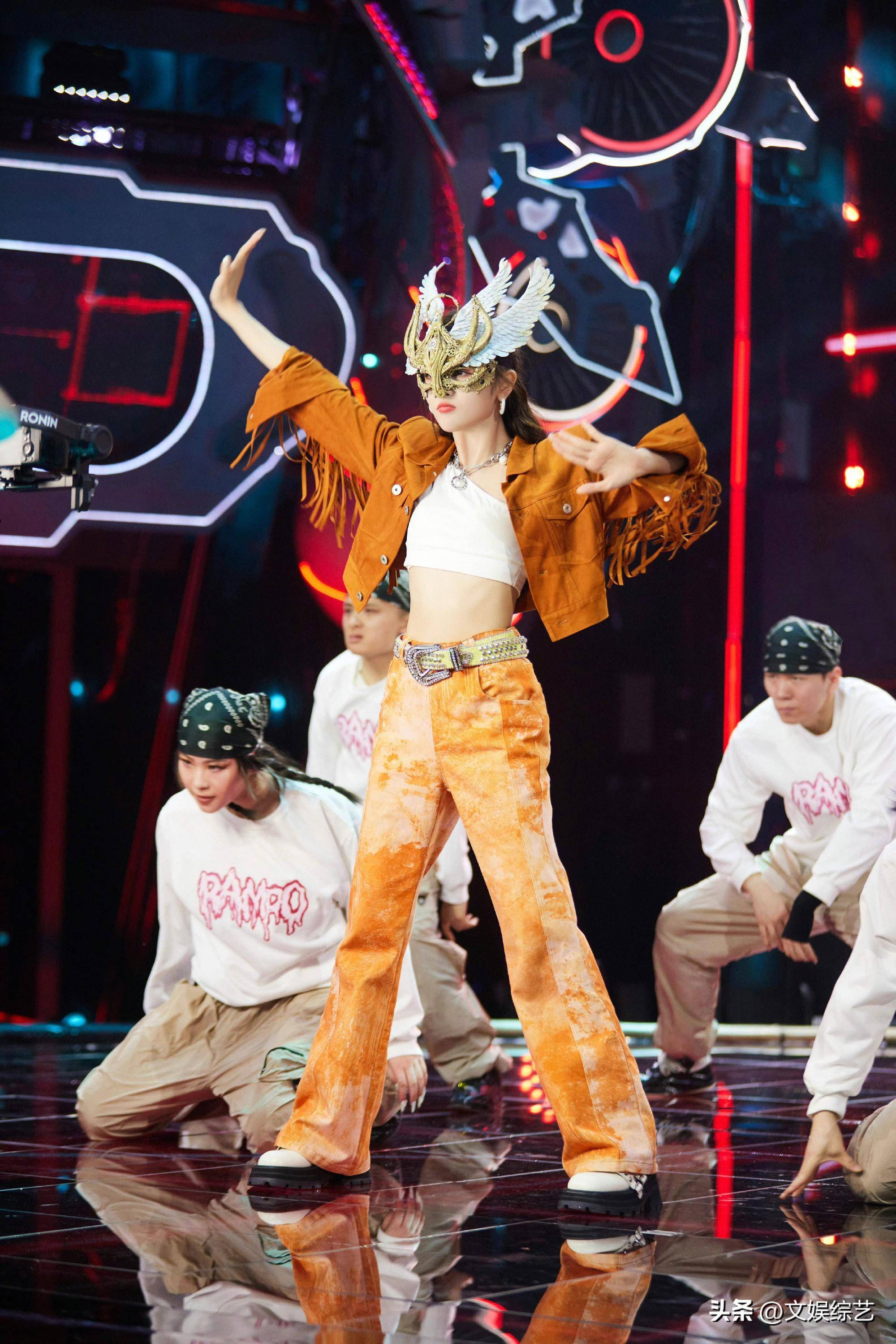 吴宣仪即将开启演唱会,出道时就是宇宙少女,获得过最强音新人奖_观众