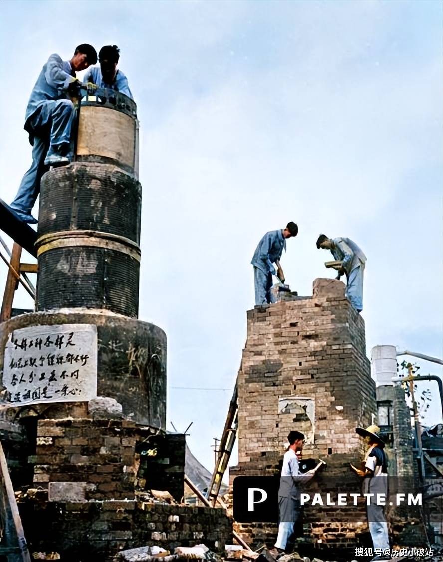 1958年全民大炼钢铁彩色老照片,神州遍地高炉得不偿失_中国_发展_目标