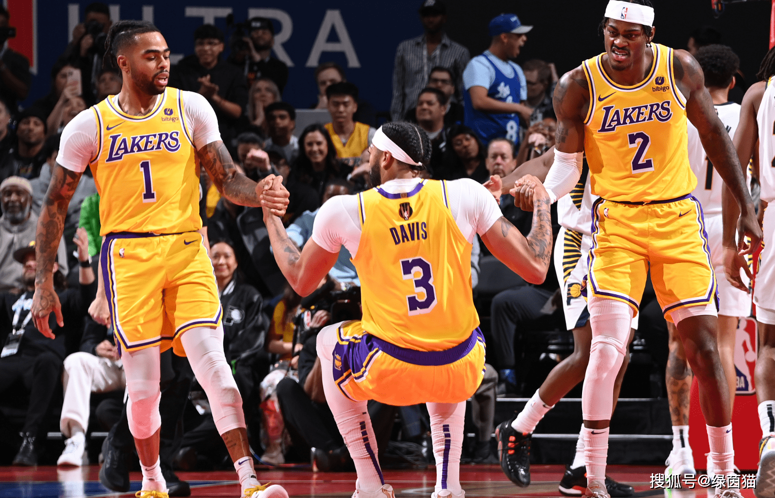 不得不说,本届季中赛的赛制设置很好,而且奖励丰厚,球员们的战斗欲望