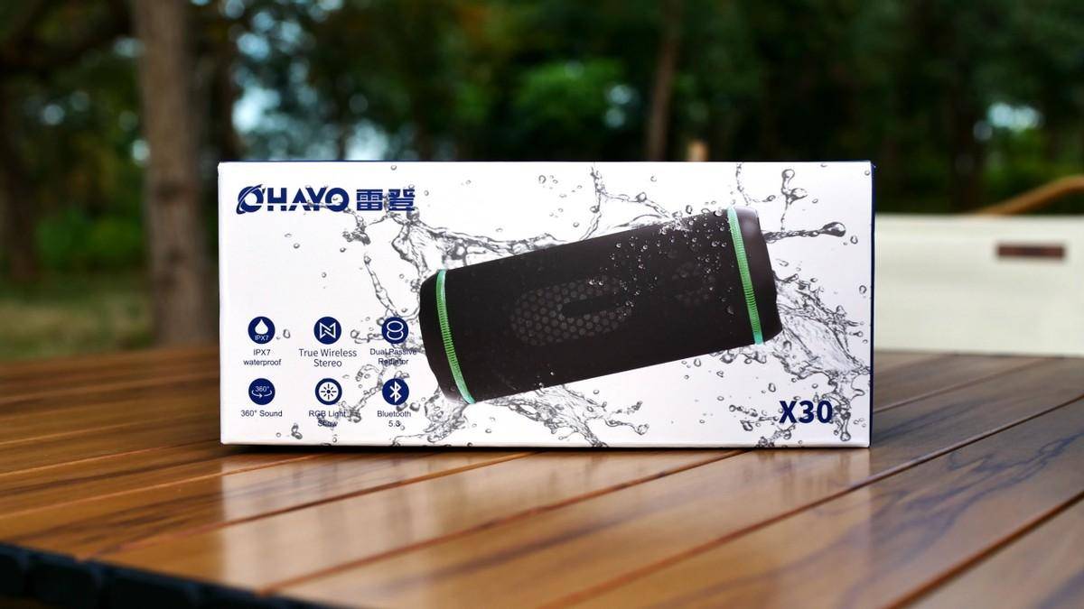 露营好物:雷登X30户外便携蓝牙音箱,澎湃重低音,RGB炫彩灯效