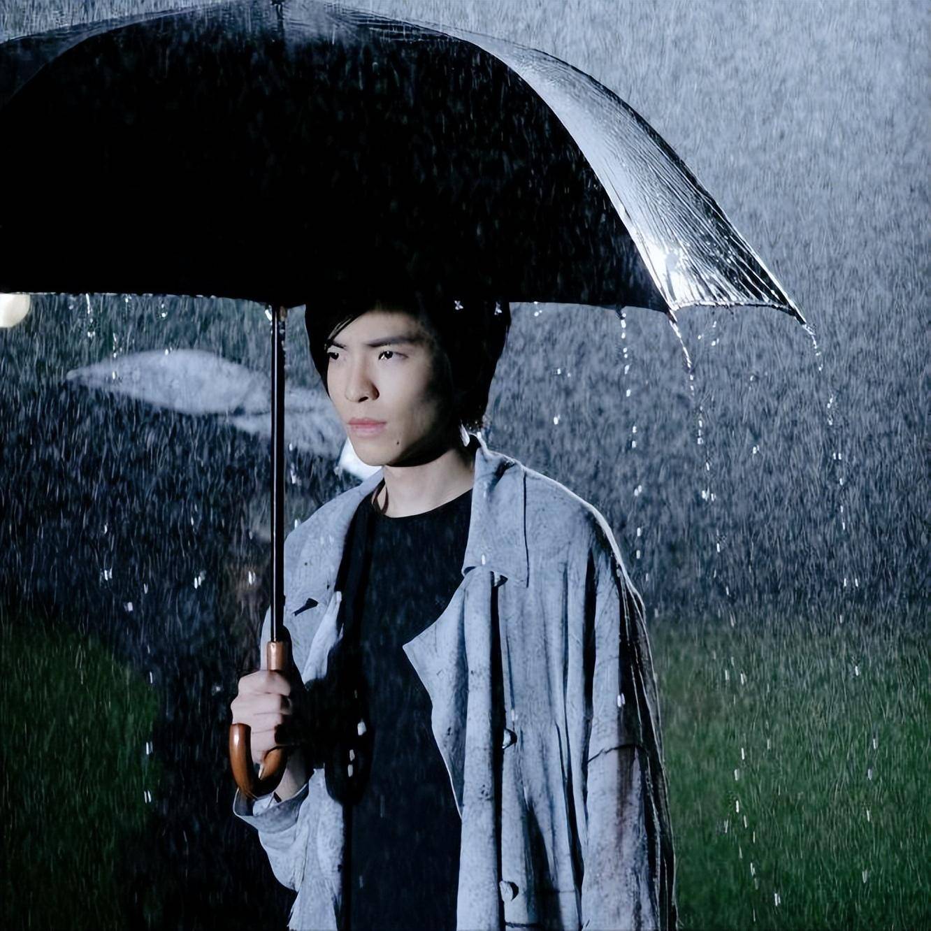 萧敬腾不愧是雨神人设!一求婚成功,全国下雨随份子_演唱会_长沙_暴雨