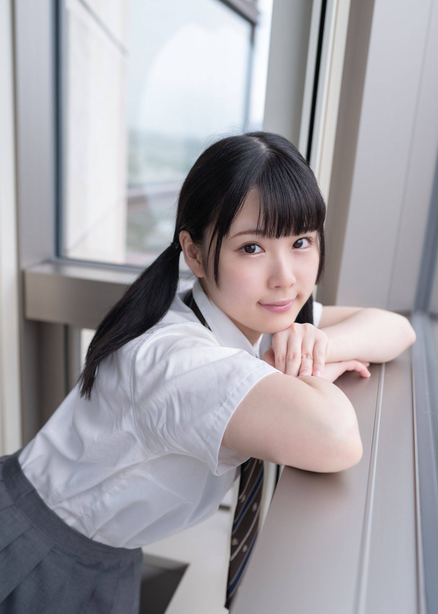 21岁可爱女星去世！与父母关系差，知情人曝其多次自杀未遂很厌世_手机搜狐网