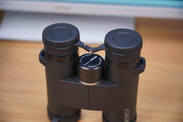 双筒望远镜目镜组装图片
