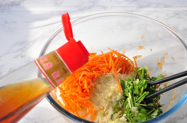 冬天，一定要多吃这个凉拌菜，降血压，还能清热化痰，爽脆！(图11)
