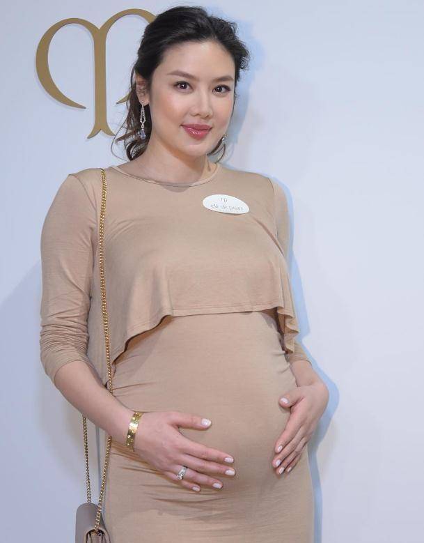 乐基儿离婚,探视儿子发文:共同抚养孩子时间变得珍贵_老公_自由_照片