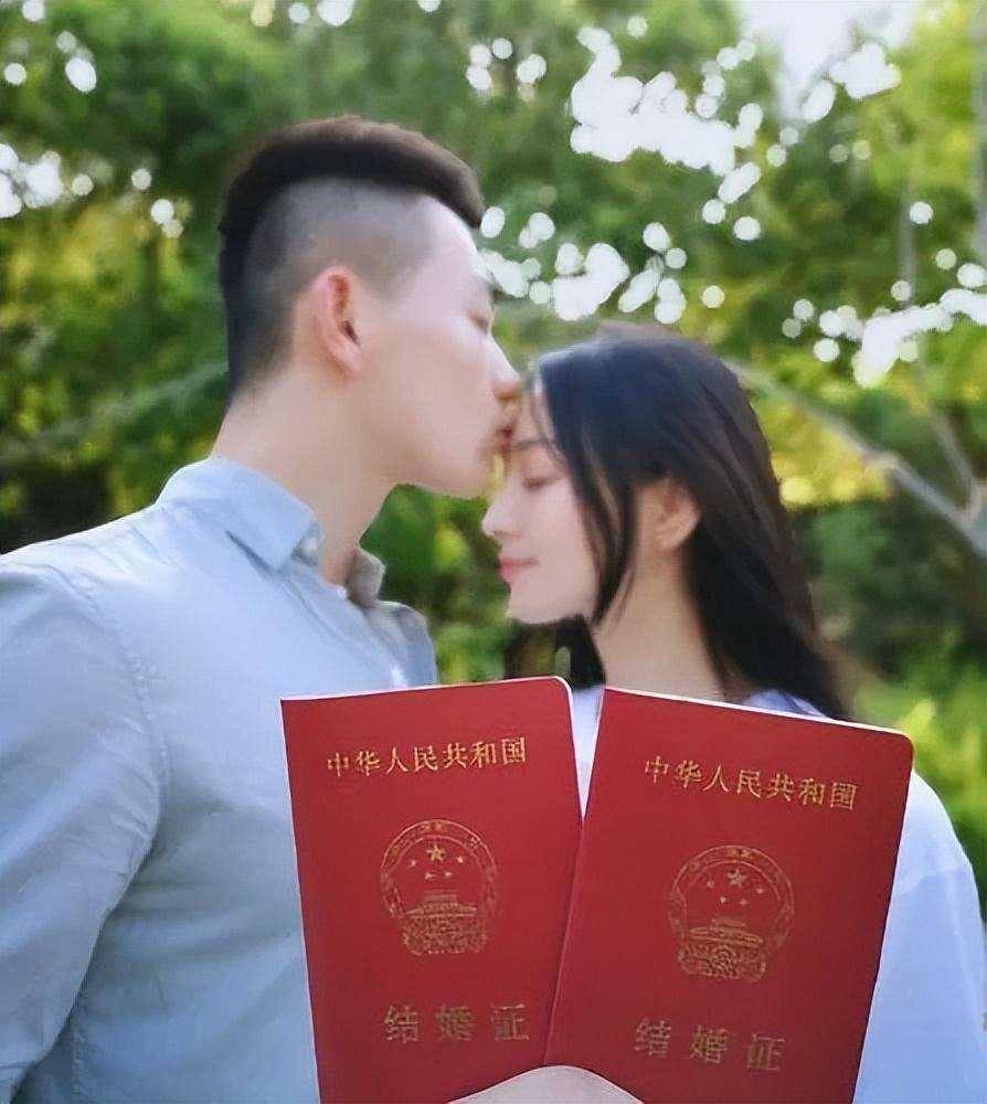 "的4位女星,原本声名狼藉,嫁了好老公之后成功翻身_童瑶_周杰伦_杨颖