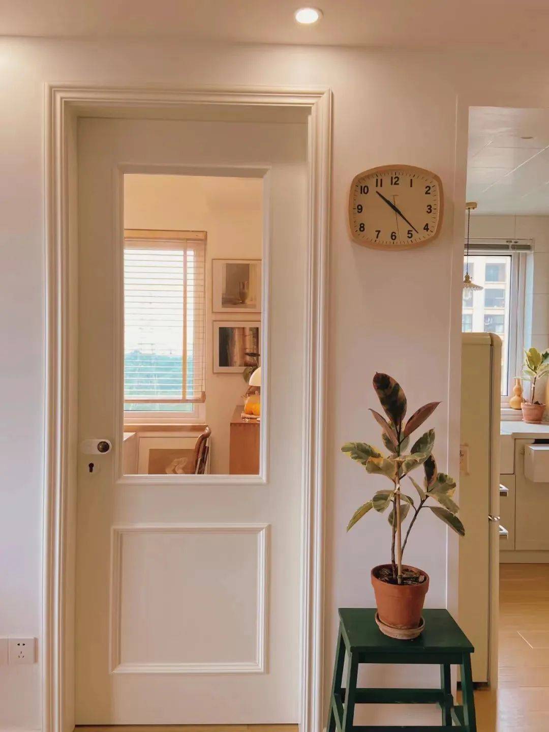 房门颜色怎么选?学会这些搭配要点,装修效果更高档!_整体_风格_家居