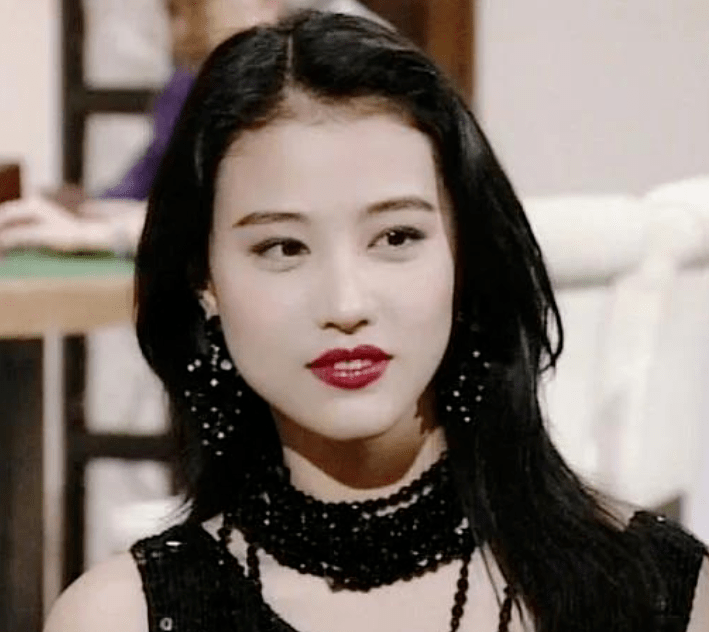 滥情,越老越凶的周海媚去世,为什么那么多人追悼她?_明星_高圆圆_网友