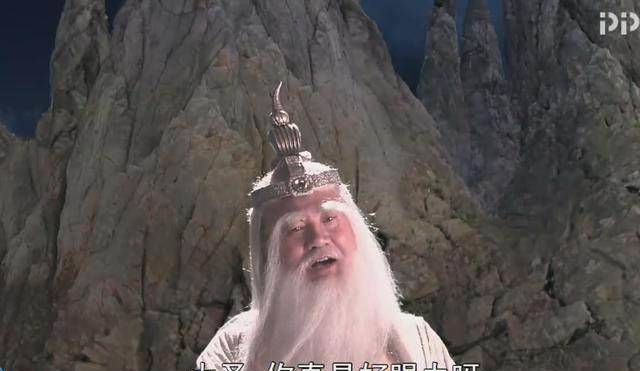 大王和银角大王就是狐狸精,他们的母亲是九尾狐,他们的舅舅是狐阿七