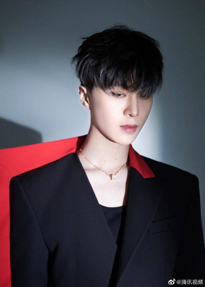 1图:赵露思 杨幂 杨紫 龚俊 王鹤棣 王一博 张艺兴 任嘉伦 蔡徐坤