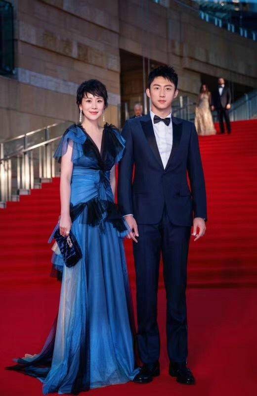 杨幂吐槽杜淳"喝多了",刘嘉玲满脸拒绝_华晨宇_舒淇_张翰