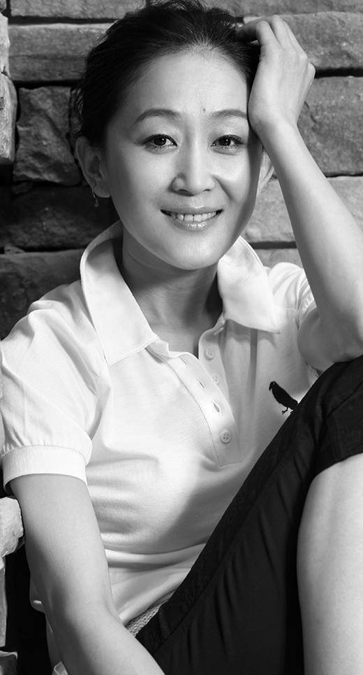 陈瑾曾与亲哥哥相约不婚不育,20年拒吃主食,如今过得怎样_演技_陈准