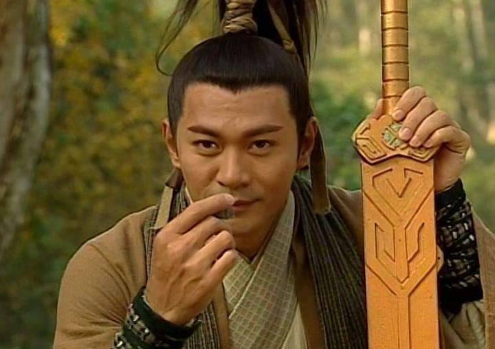 同样演"嫪毐",把王志文,江华等人放在一起看,差距就出来了_人物_赵姬