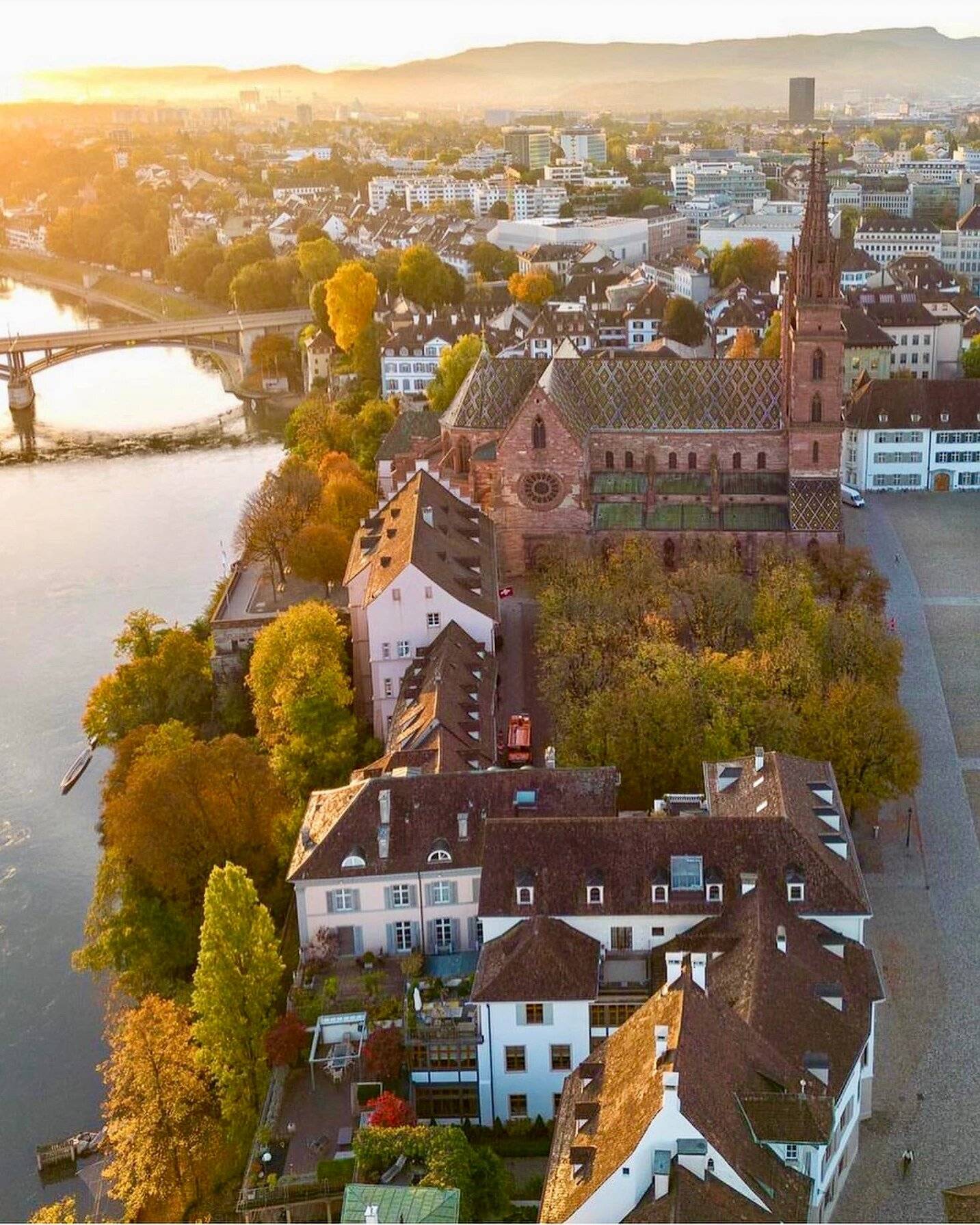 最艺术的三国交叉点i瑞士巴塞尔_建筑_广场_城市