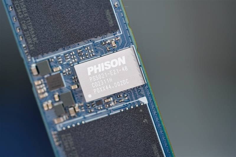 399元做到随机性能天花板！铠侠EXCERIA PLUS极至光速G3 1TB SSD评测(图6)