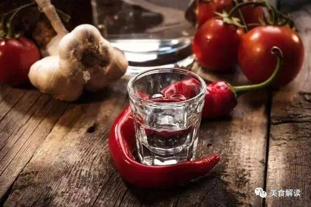 如何全面地认识纯粮酒、酒精酒？