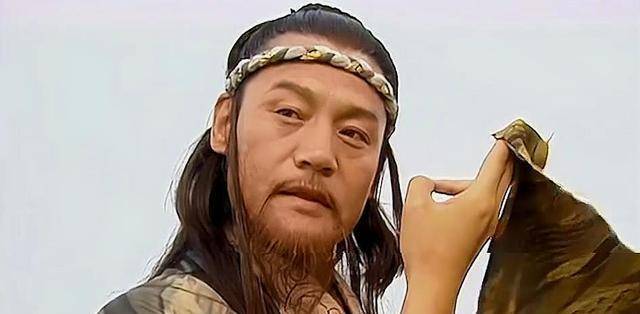 为何修炼《辟邪剑谱》的岳不群和东方不败差距如此之大?