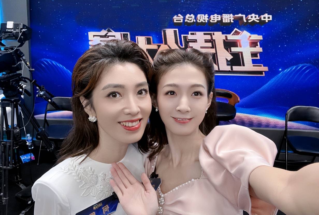 主持人大赛总决赛前瞻:3人争冠机会大,2大黑马恐陪跑,冯琳名利双收成