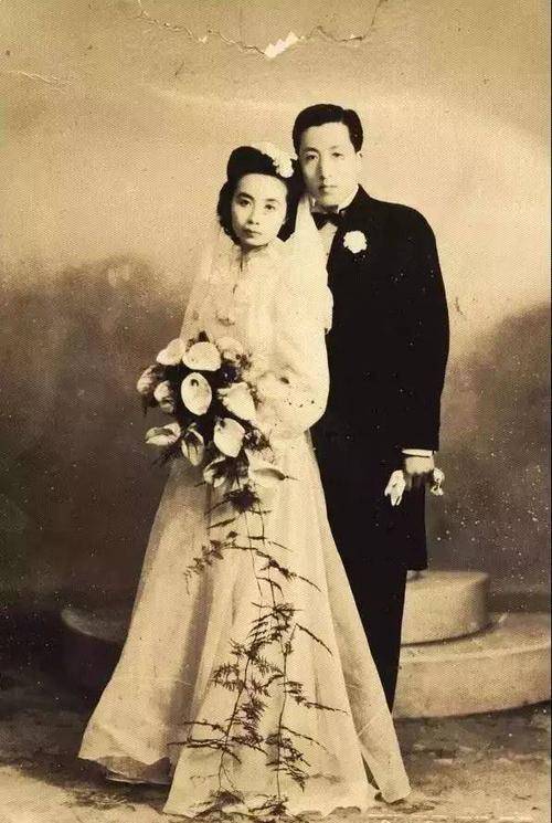 1948年叶嘉莹赴台,屡被家暴想自杀,晚年丈夫:电视里是你吗_中国_诗词