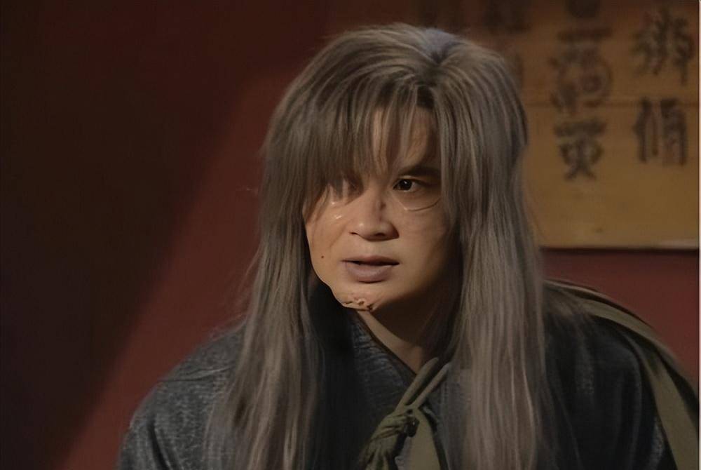 王维德的范遥,实在是找不出缺点,如果帅也算是缺点,那么他便没有"优点